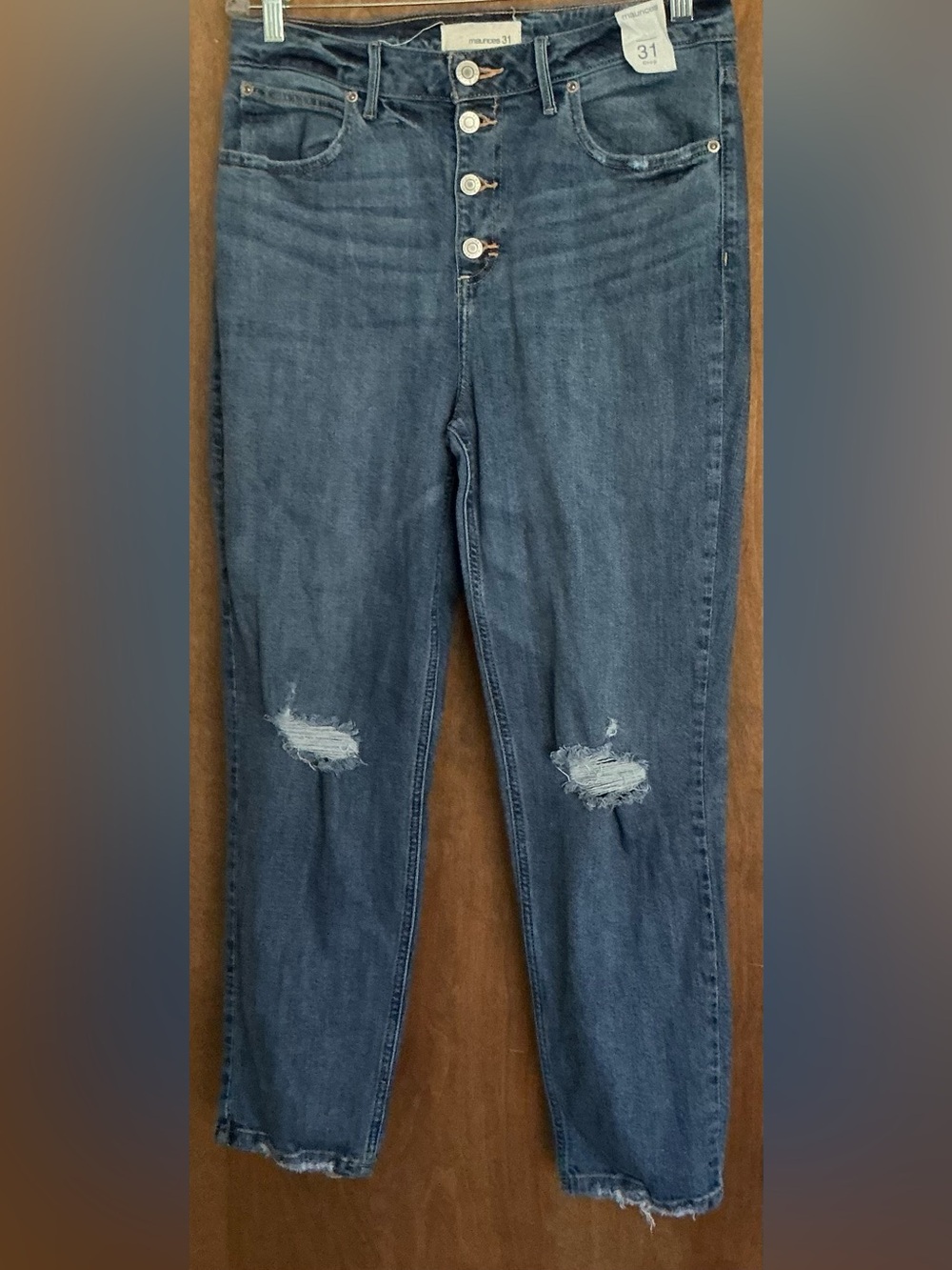 NWT Maurices Women High Rise Mom Jeans Size 31 Blue Crop Button Fly Distressed
